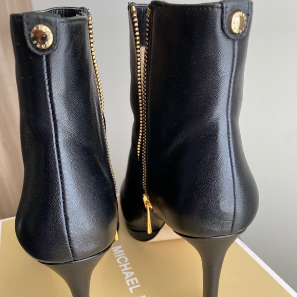 Michael Kors Shoes - Michael Kors black boots size 9.5